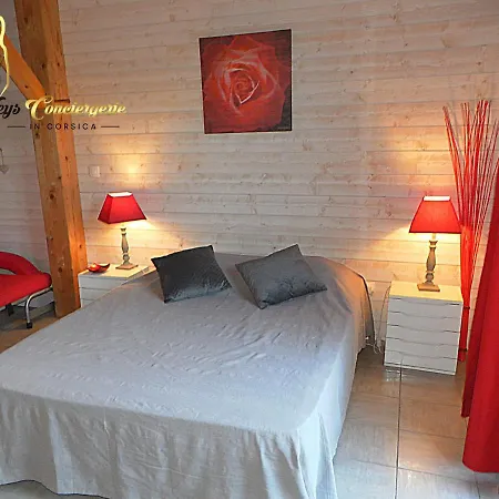 ヴィラ A Vecchio ポルトヴェッキオ